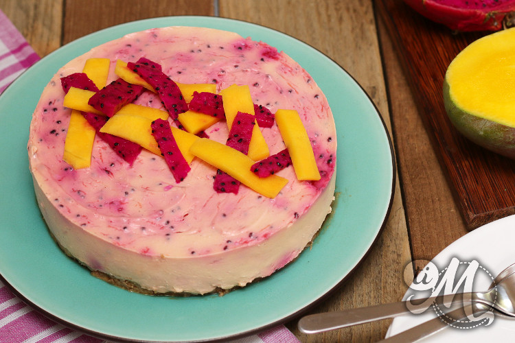 timolokoy-cheesecake-marbre-pitaya-mangue-06.jpg