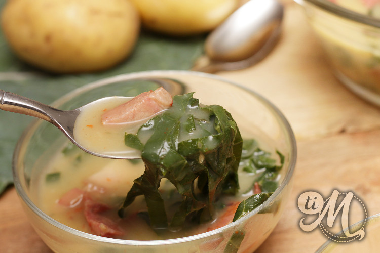 timolokoy-soupe-chou-bresilien-cavalier-facon-caldo-verde-14.jpg